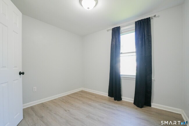 Building Photo - 50 Fowler Ave