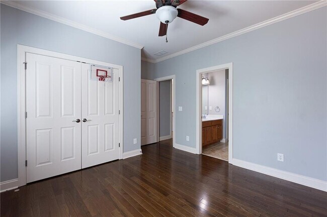 Building Photo - 2360 Manor Creek Ct