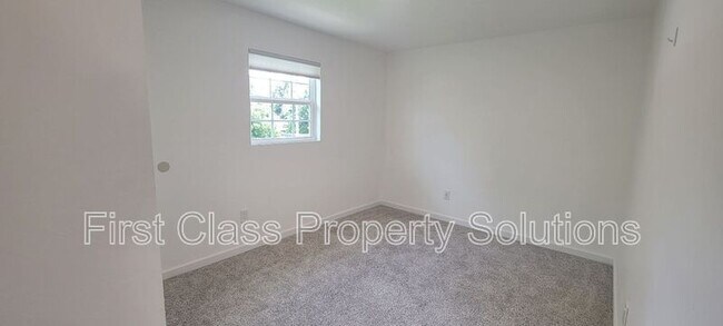 Building Photo - 6428 Drexel Ave