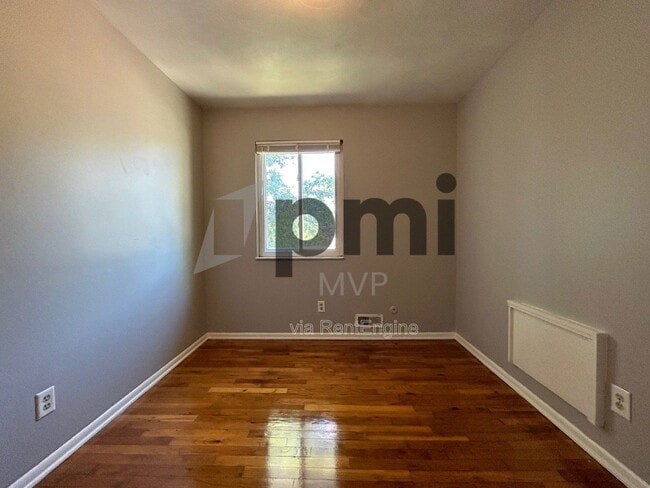 Building Photo - 3029 Rotunda Ct S