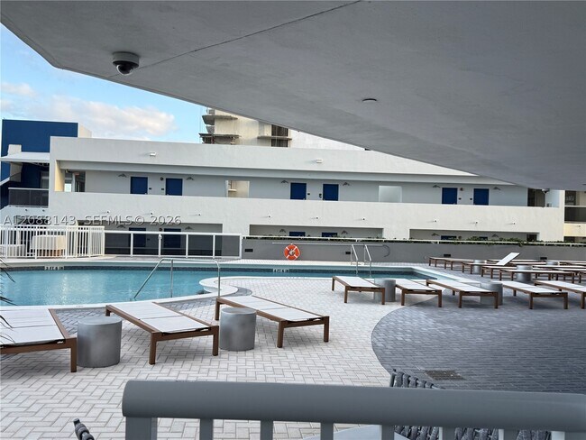 Building Photo - 6301 Collins Ave