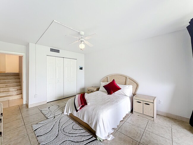 Building Photo - 755 Dotterel Rd