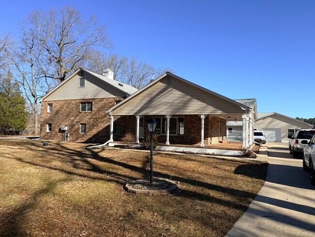 Building Photo - 45146 Andover Estates Rd