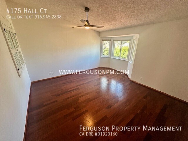 Building Photo - 4175 Hall Ct