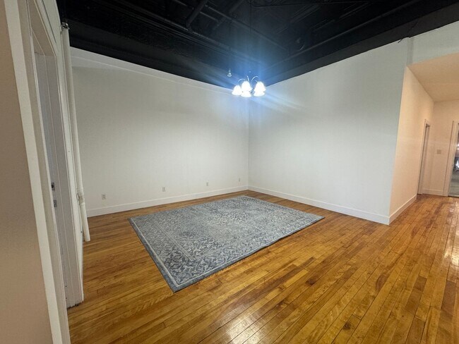 Building Photo - 171 Genesee St