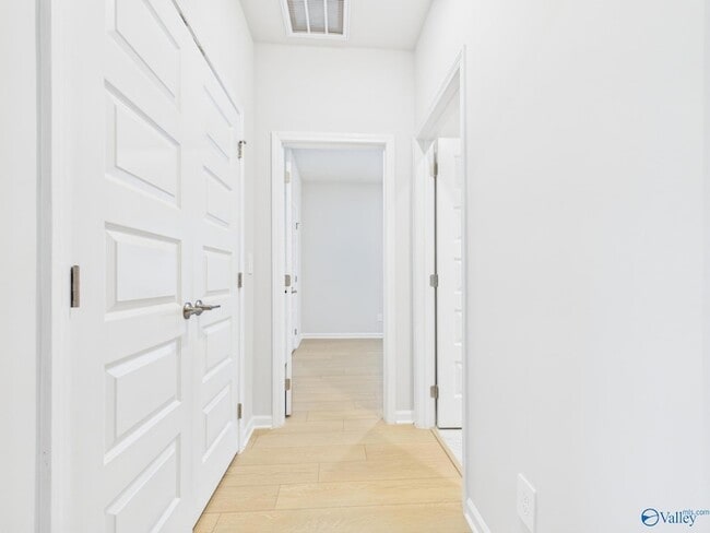 Building Photo - 18072 Longleaf Dr