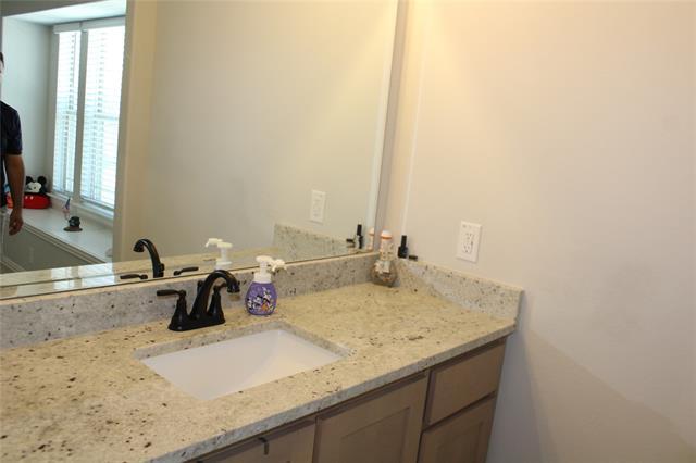 Building Photo - 4405 Copper Point Dr
