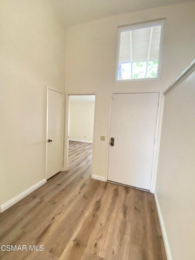 Building Photo - 2174 Deerfield St