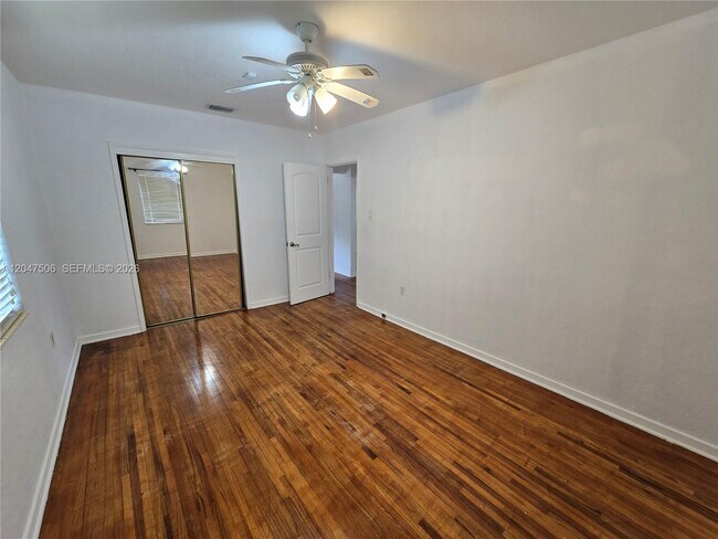 Building Photo - 14901 NW 9th Ct