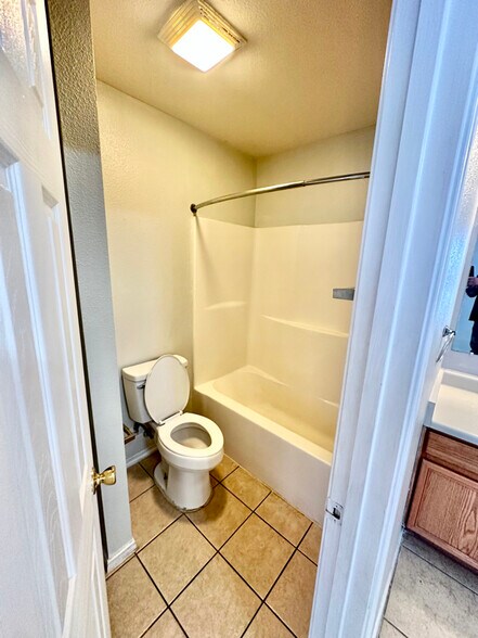 Building Photo - 15315 Kamary Ln