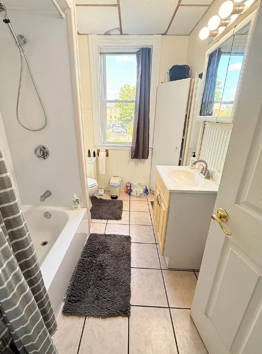 Building Photo - 202 Market St