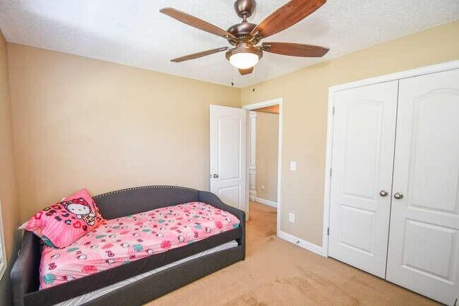 Building Photo - 886 Jefferson Walk Cir