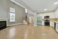 Building Photo - 1123 Estes Ct