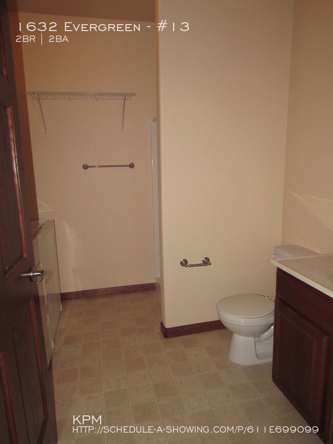 Building Photo - 2 BEDROOM | 2 BATH | CONDO | WEST RAPID CITY