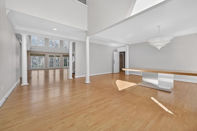 Building Photo - 11316 Ridge Mist Terrace