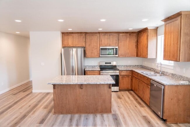 Building Photo - 4750 Gebhard Rd