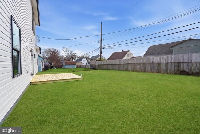 Building Photo - 20 Redbrook Ln