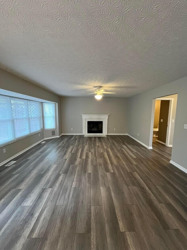 Building Photo - 208 Caswell Dr