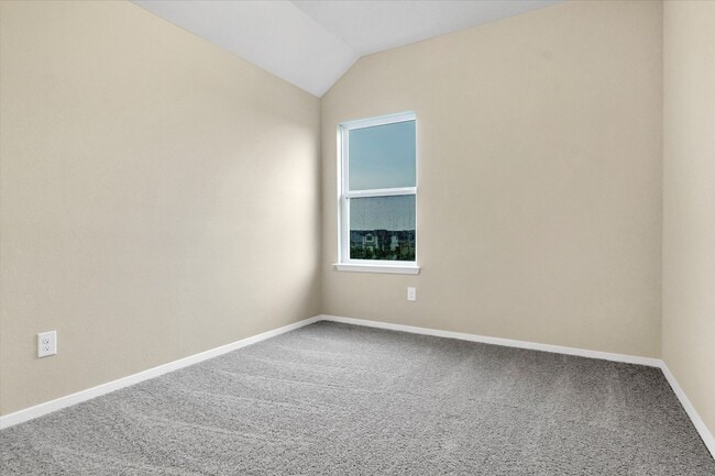 Building Photo - 135 Lyndon Dr