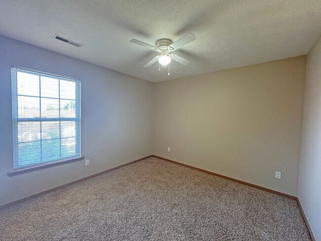Building Photo - Watermill Cir Duplex