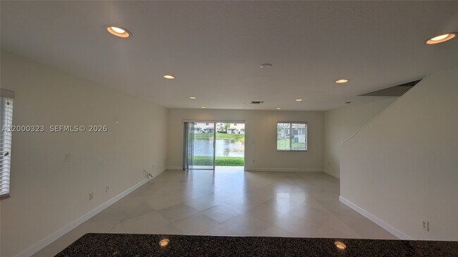 Building Photo - 5910 Royal -