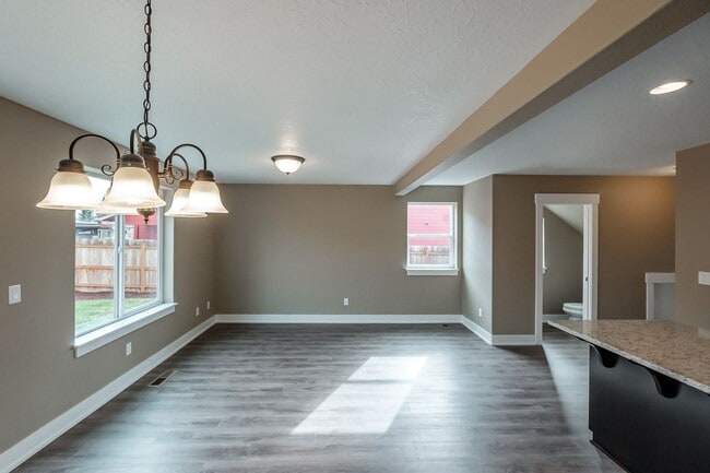 Building Photo - 270-272 Gwinn Street E