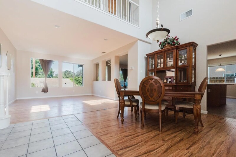 Building Photo - 4255 E Morada Ln