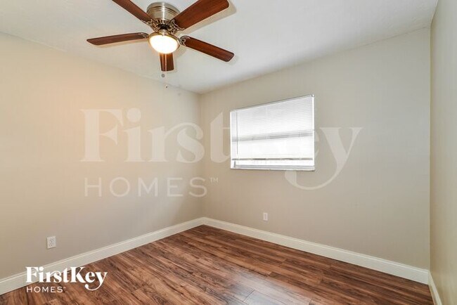 Building Photo - 561 Hibiscus Rd