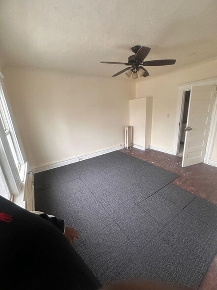 Building Photo - 45 Finlay Pl