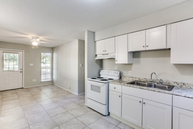 Building Photo - 510 Frazier St