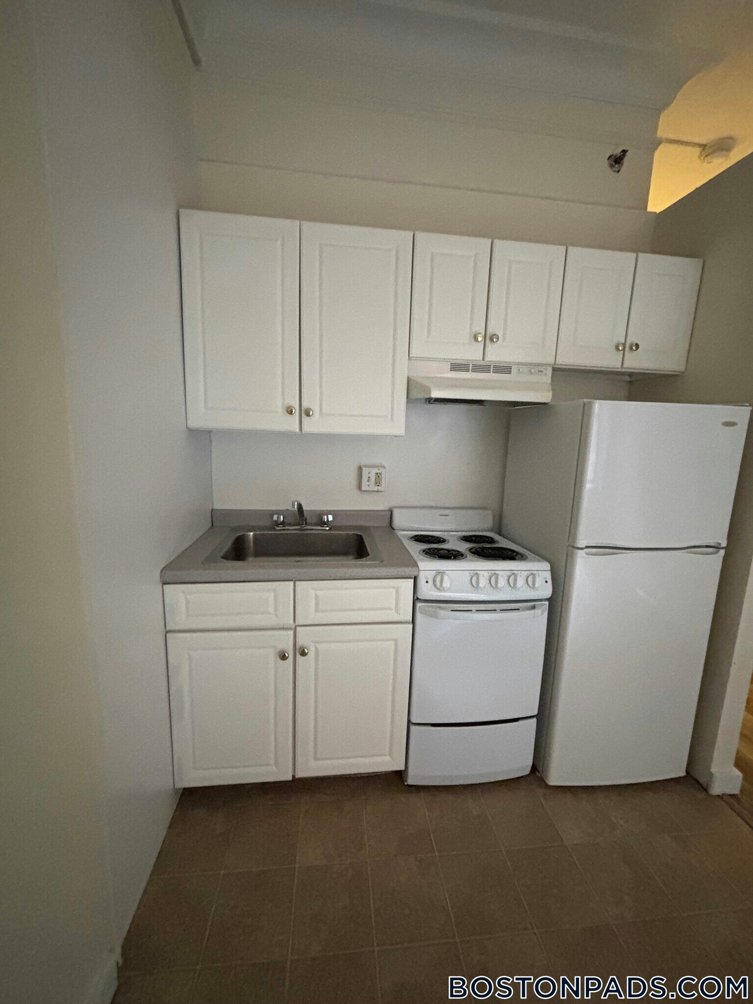 Building Photo - 62 Boylston St