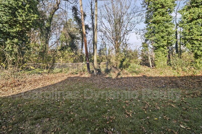 Building Photo - 2621 Druid Hls Wy