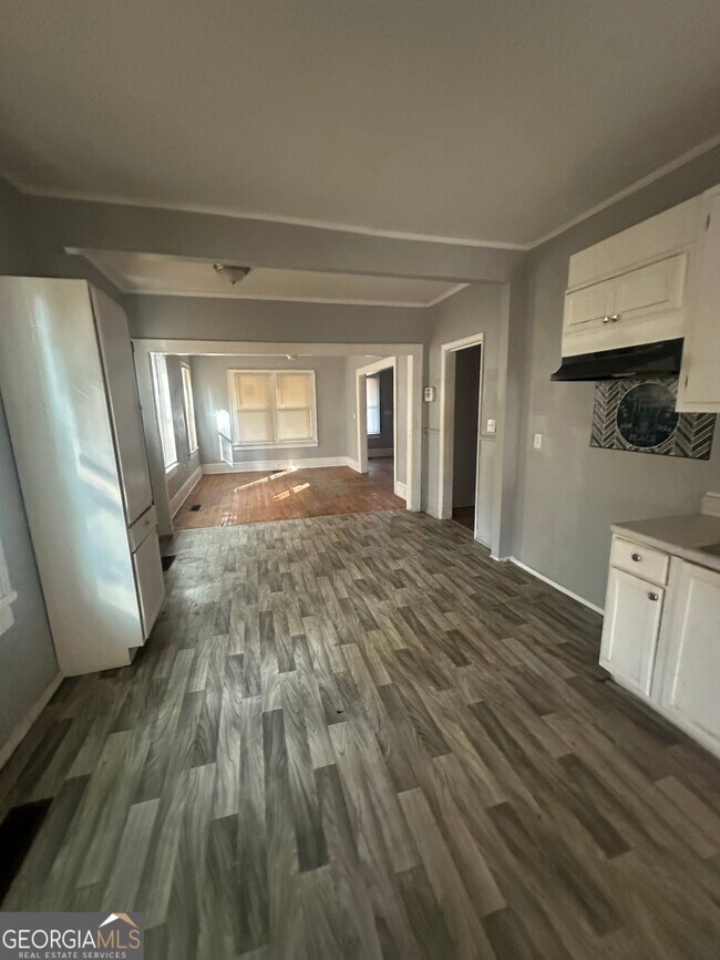 Building Photo - 2794 Napier Ave