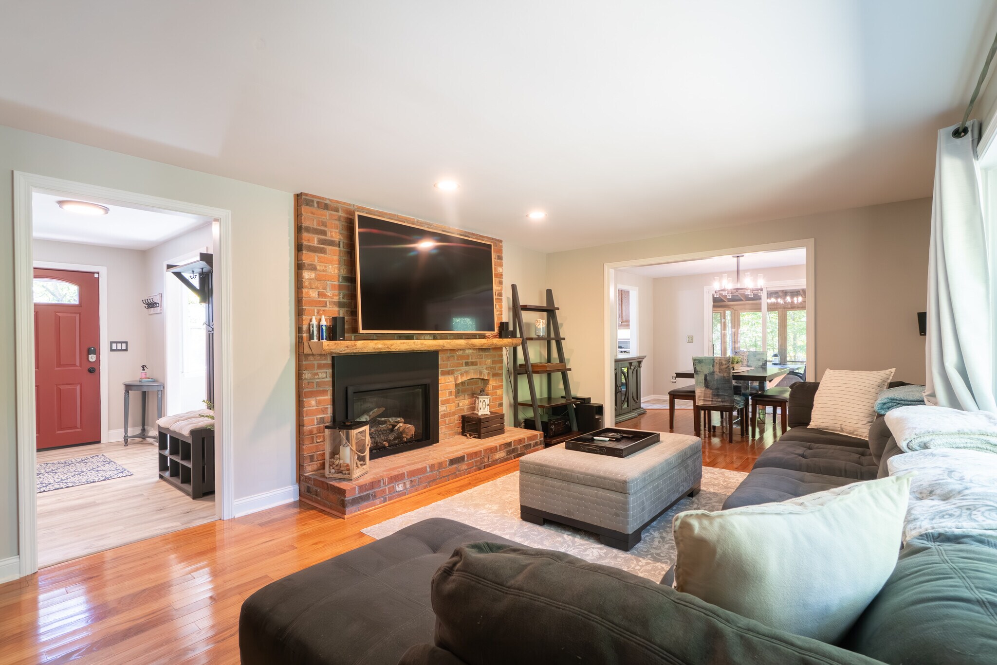 Living Room - 2778 Albany Ave