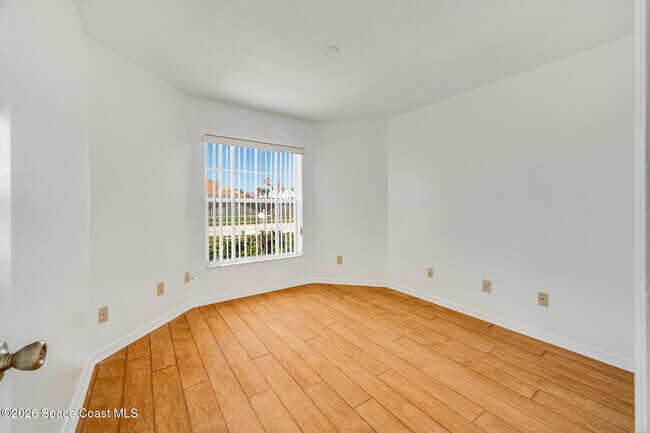 Building Photo - 330 Las Olas Dr