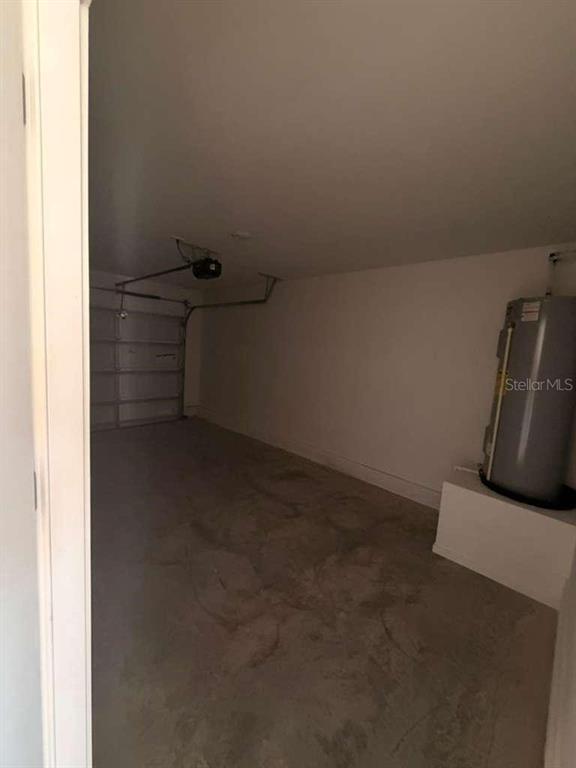 Building Photo - 848 Lynx St