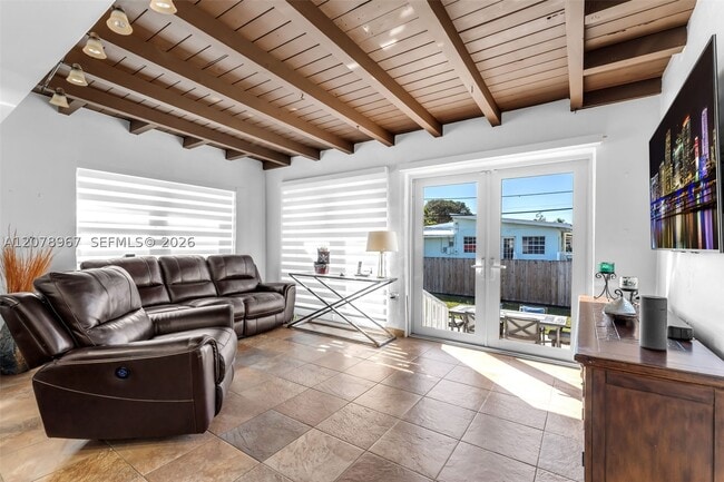 Building Photo - 3110 SW 82nd Ave