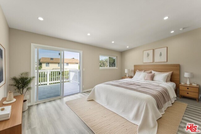 Building Photo - 15151 Marne Cir