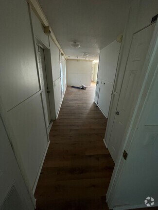 Building Photo - Lot 13
