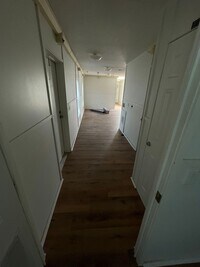 Building Photo - Lot 13