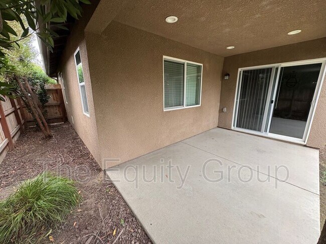 Building Photo - 2128 N Highland St