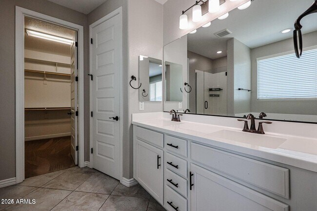 Building Photo - 9553 W Donald Dr