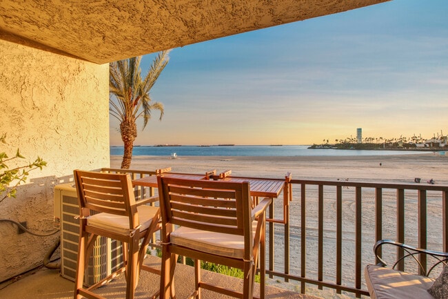 Building Photo - 1140 E Ocean Blvd