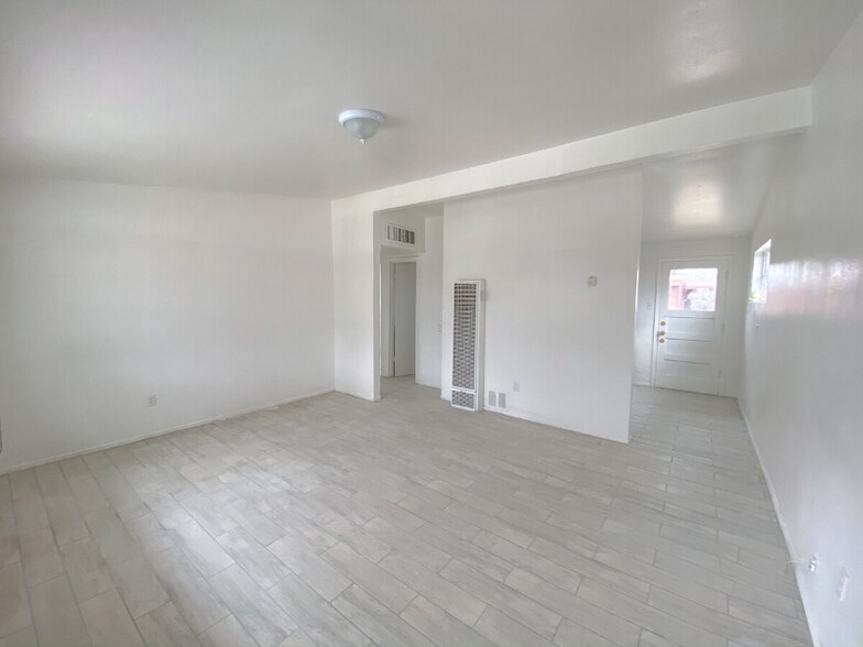 Building Photo - 2135 Garrison Rd