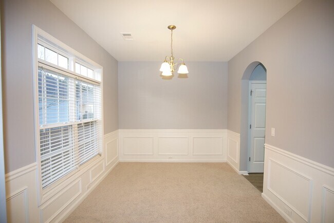 Building Photo - 7897 The Lakes Point