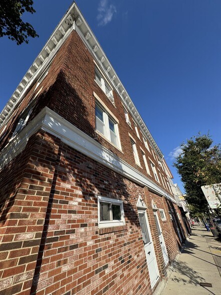 Building Photo - 400 Somerville Ave
