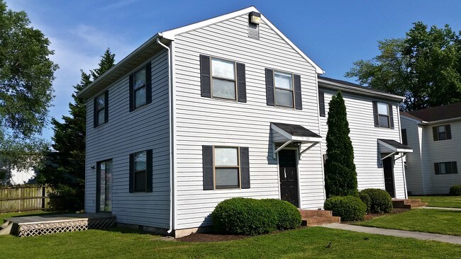 Primary Photo - Cynthia Place Student Housing