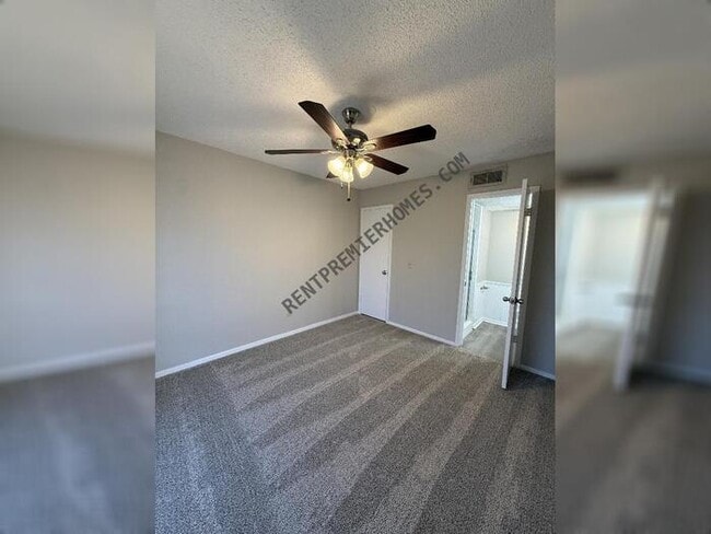 Building Photo - 1064 NW 7th St