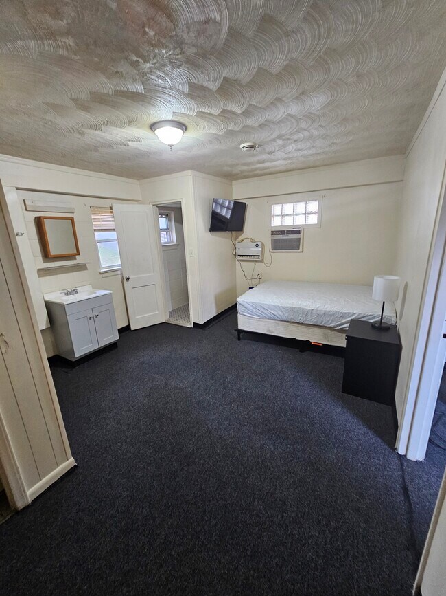 Building Photo - Boxwood Apartments