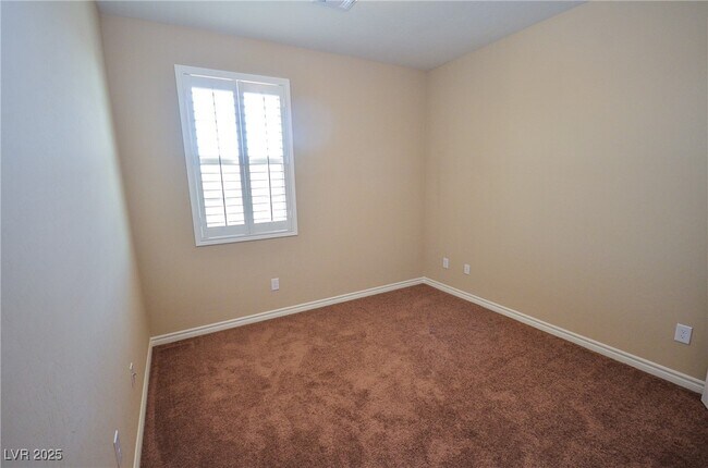 Building Photo - 685 Catalina Aisle St